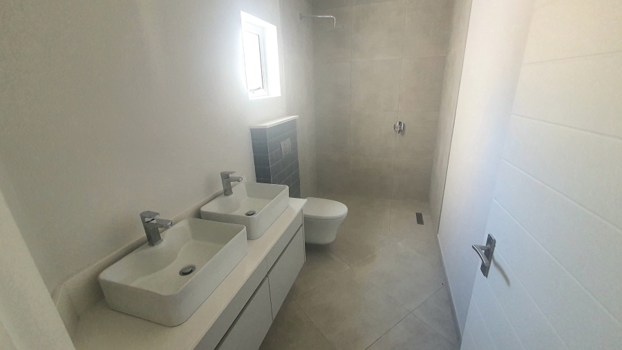 3 Bedroom Property for Sale in Shelley Point Western Cape